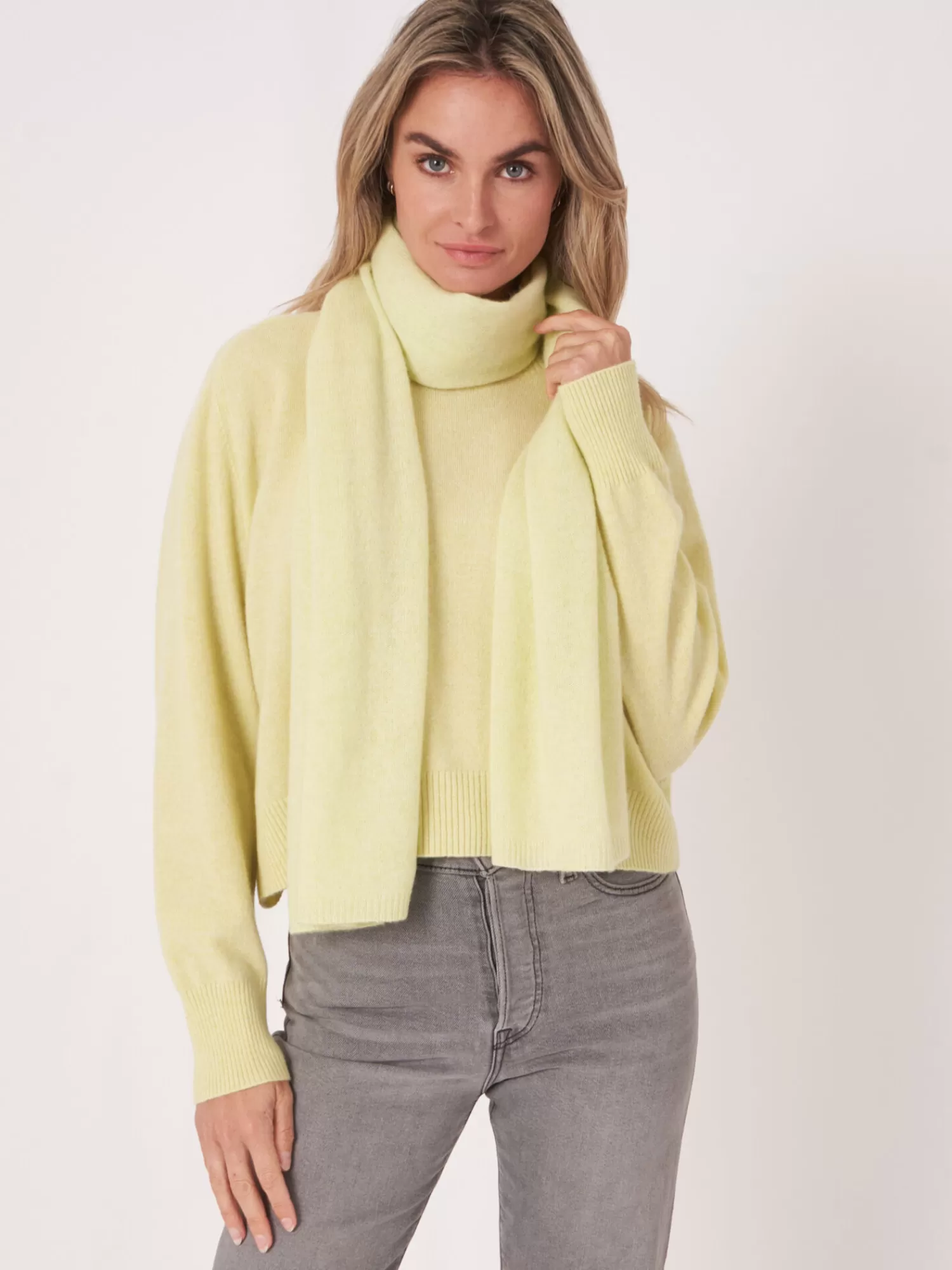 REPEAT cashmere Organisches Kaschmir>Basic Feinstrick-Schal Aus Bio-Kaschmir Soda