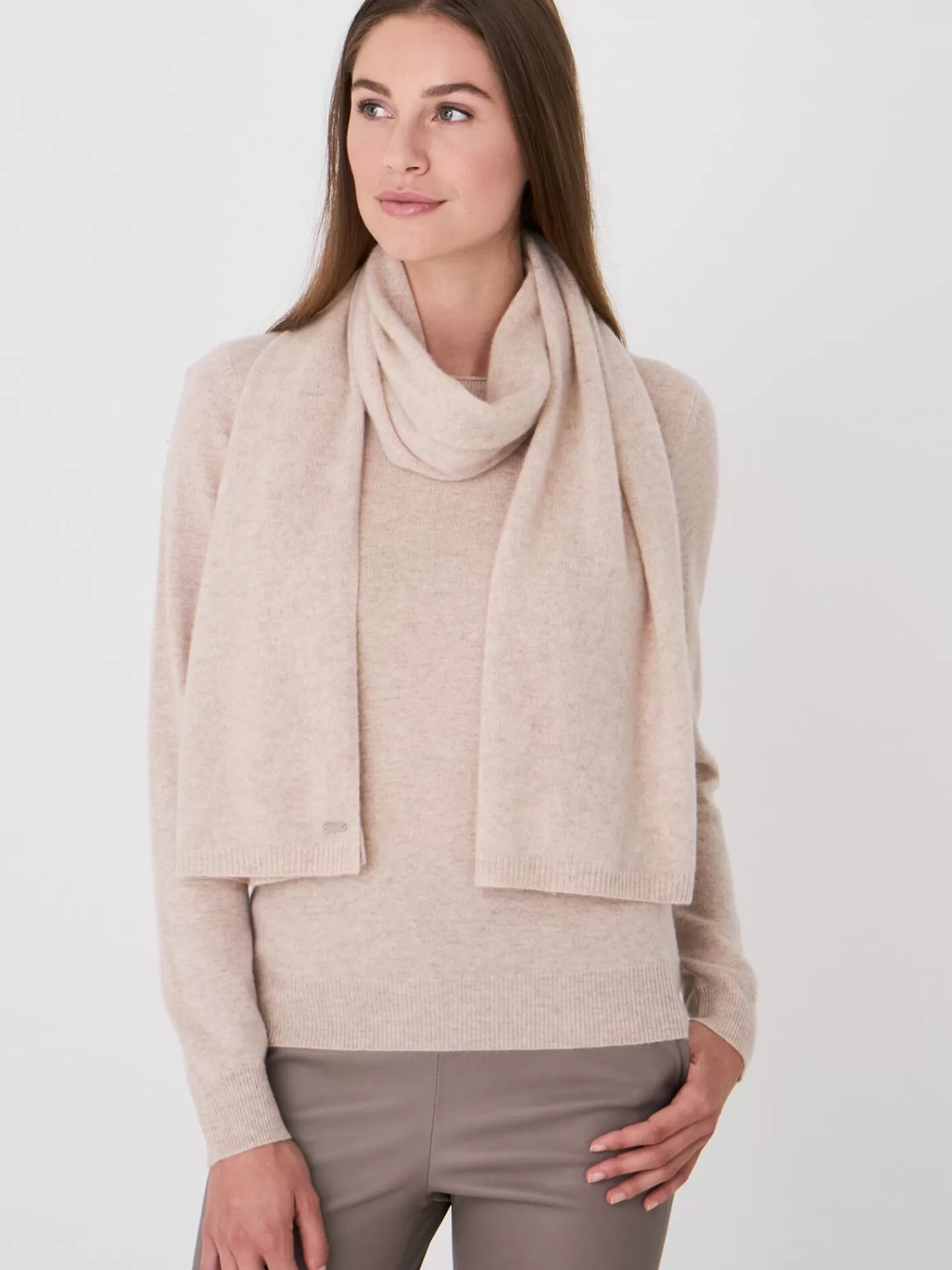 REPEAT cashmere Organisches Kaschmir>Basic Feinstrick-Schal Aus Bio-Kaschmir Beige