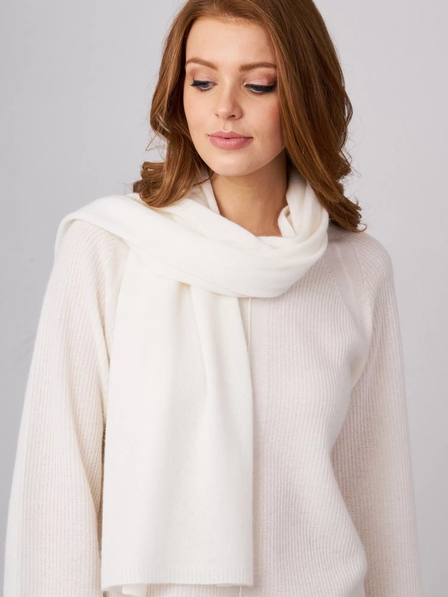 REPEAT cashmere Organisches Kaschmir>Basic Feinstrick-Schal Aus Bio-Kaschmir Cream