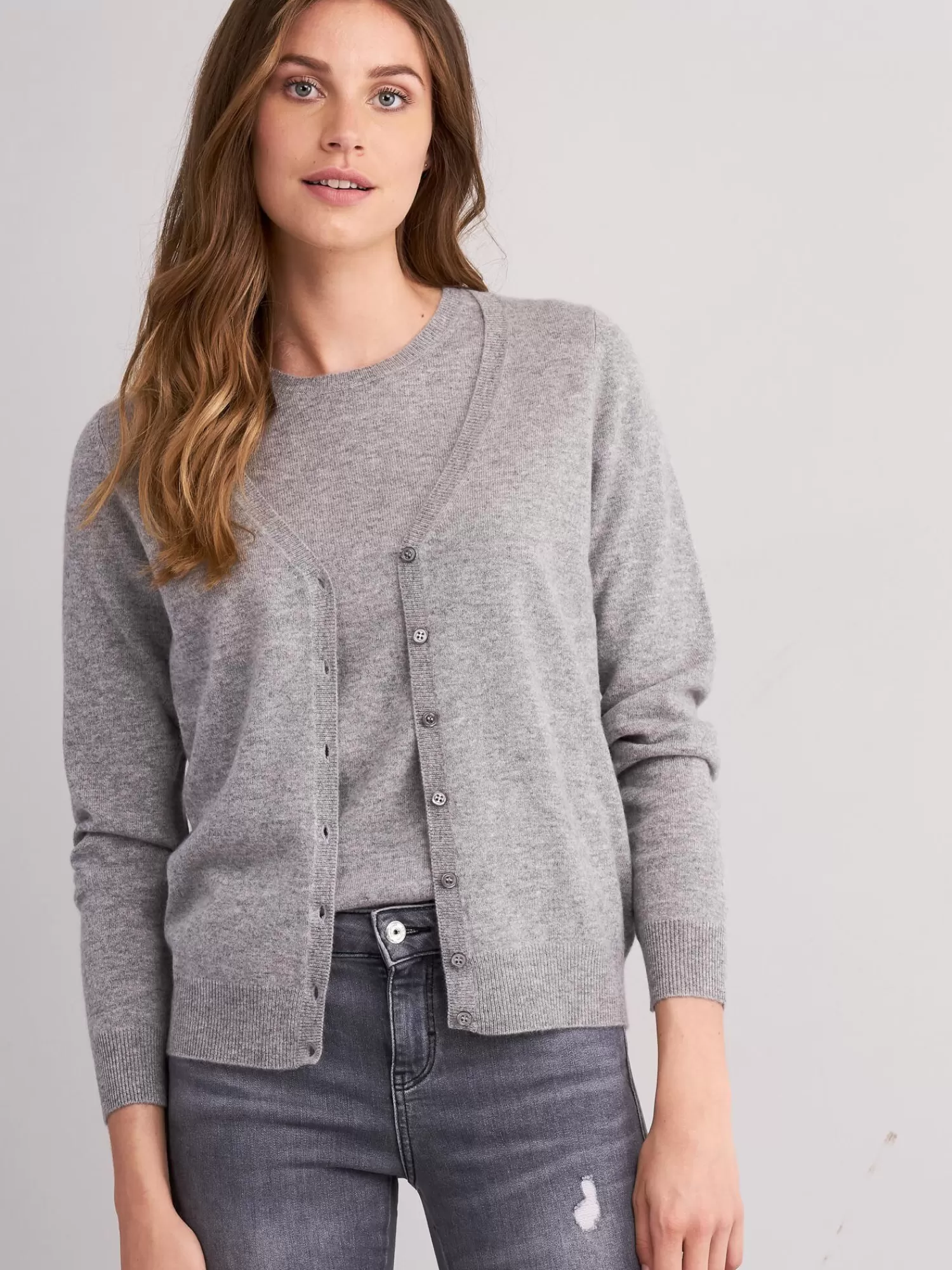 REPEAT cashmere Strickjacken>Basic Kaschmir-Cardigan Mit V-Ausschnitt Light Grey