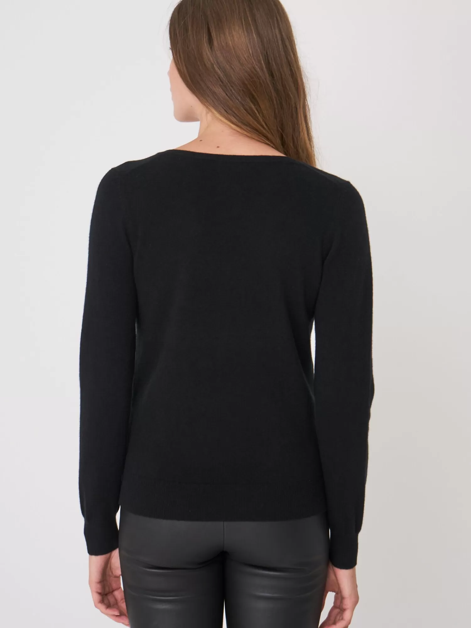 REPEAT cashmere Organisches Kaschmir>Basic Pullover Mit V-Ausschnitt Aus Bio-Kaschmir Black