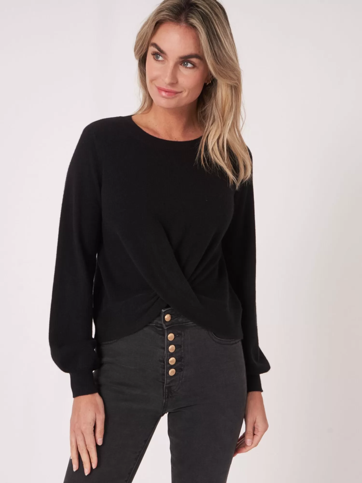 REPEAT cashmere Organisches Kaschmir>Bio-Kaschmir-Pullover Mit Gedrehtem Saum Black