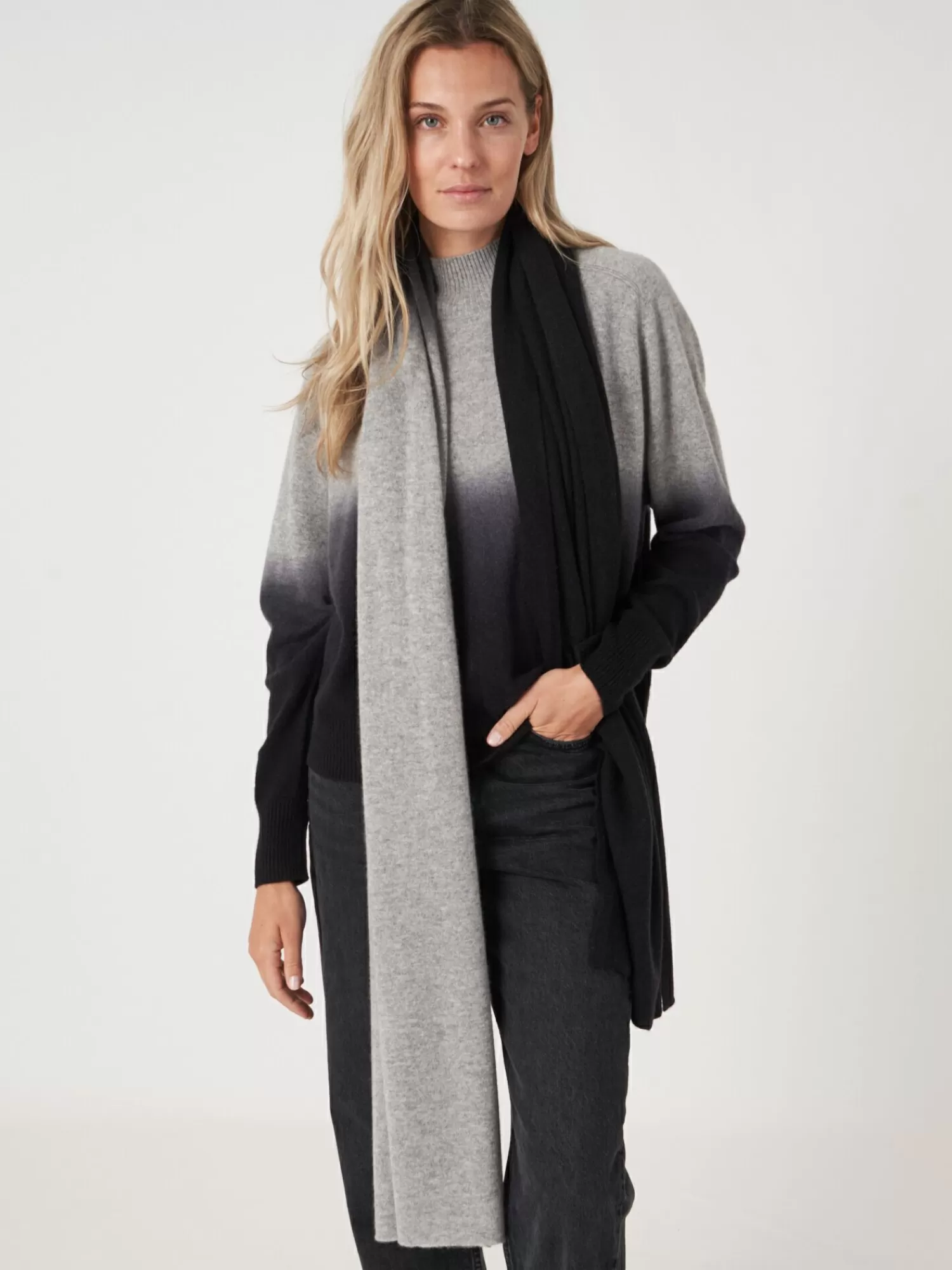 REPEAT cashmere Schals>Bio-Kaschmir-Schal Mit Dip-Dye-Muster Black