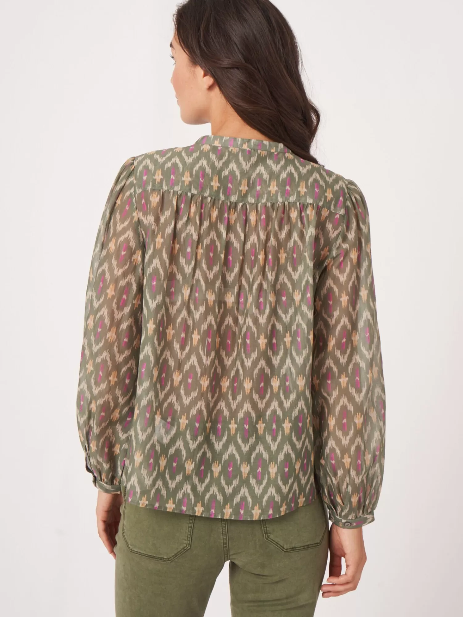 REPEAT cashmere Blusen>Bluse Aus Baumwoll-Seidengemisch Mit Ikat-Print Matcha