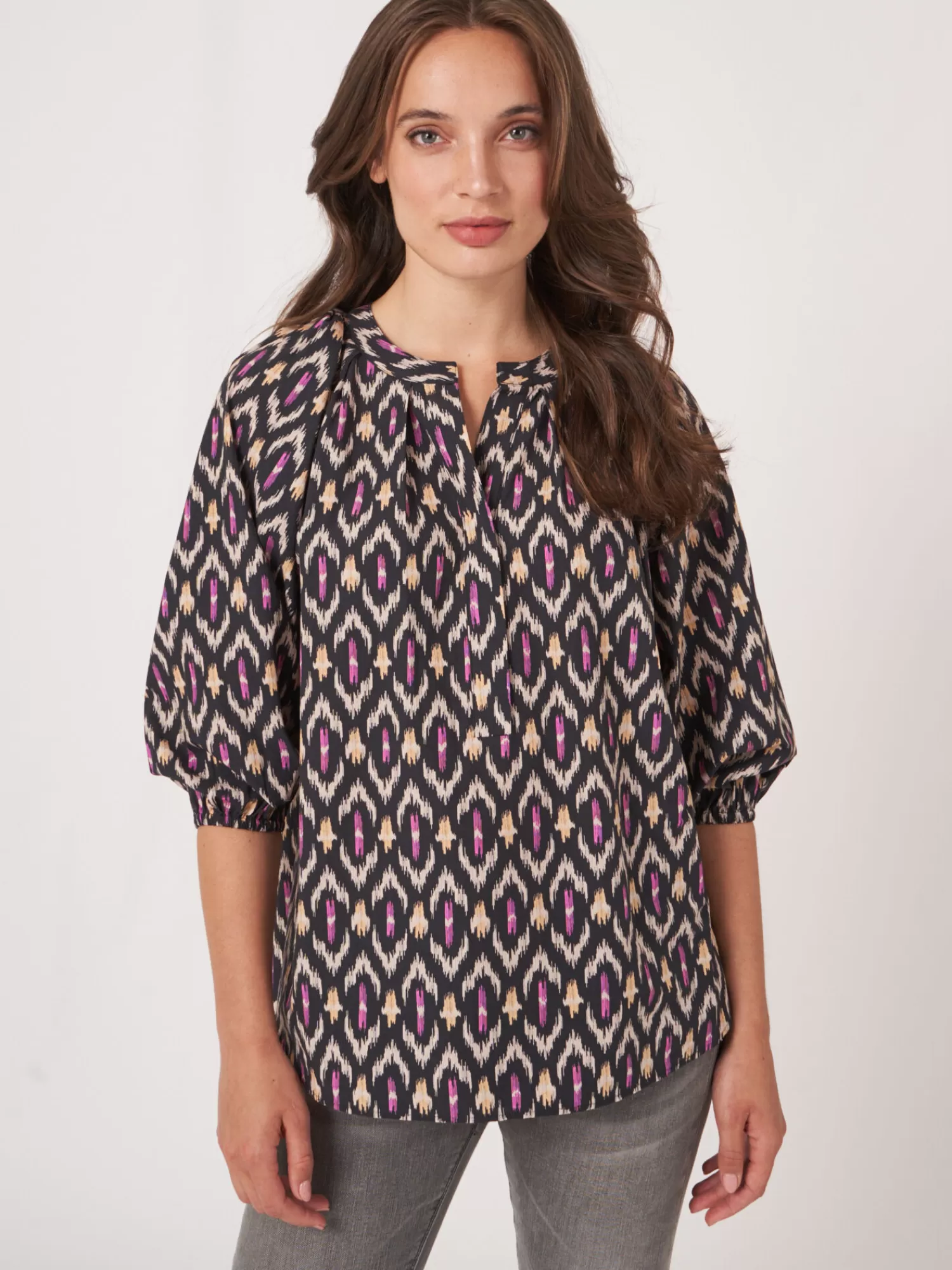 REPEAT cashmere Blusen>Bluse Mit Ikat-Print Aus Baumwolle Black