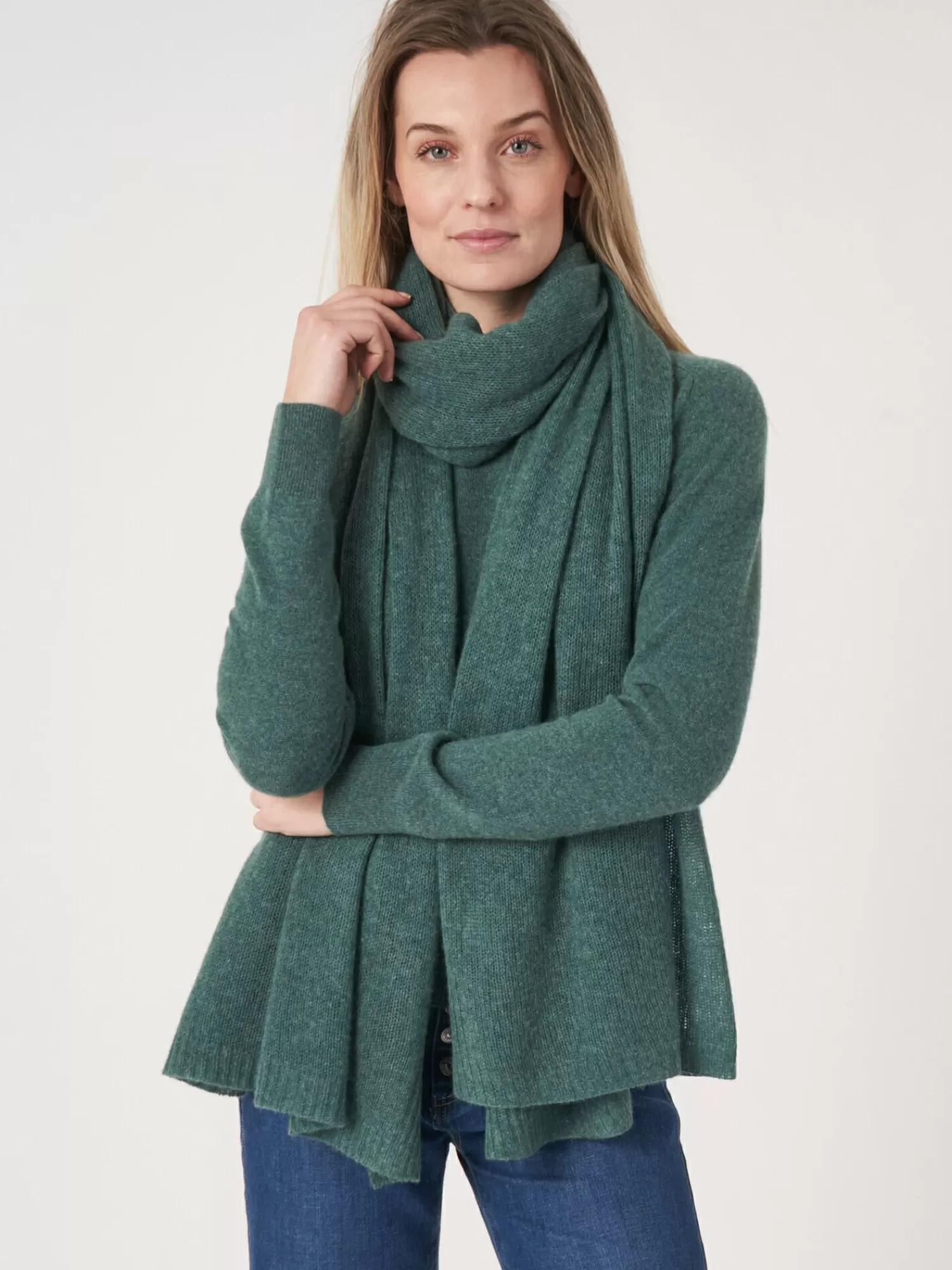 REPEAT cashmere Schals>Groser Locker Gestrickter Schal Aus Bio-Kaschmir Kelp