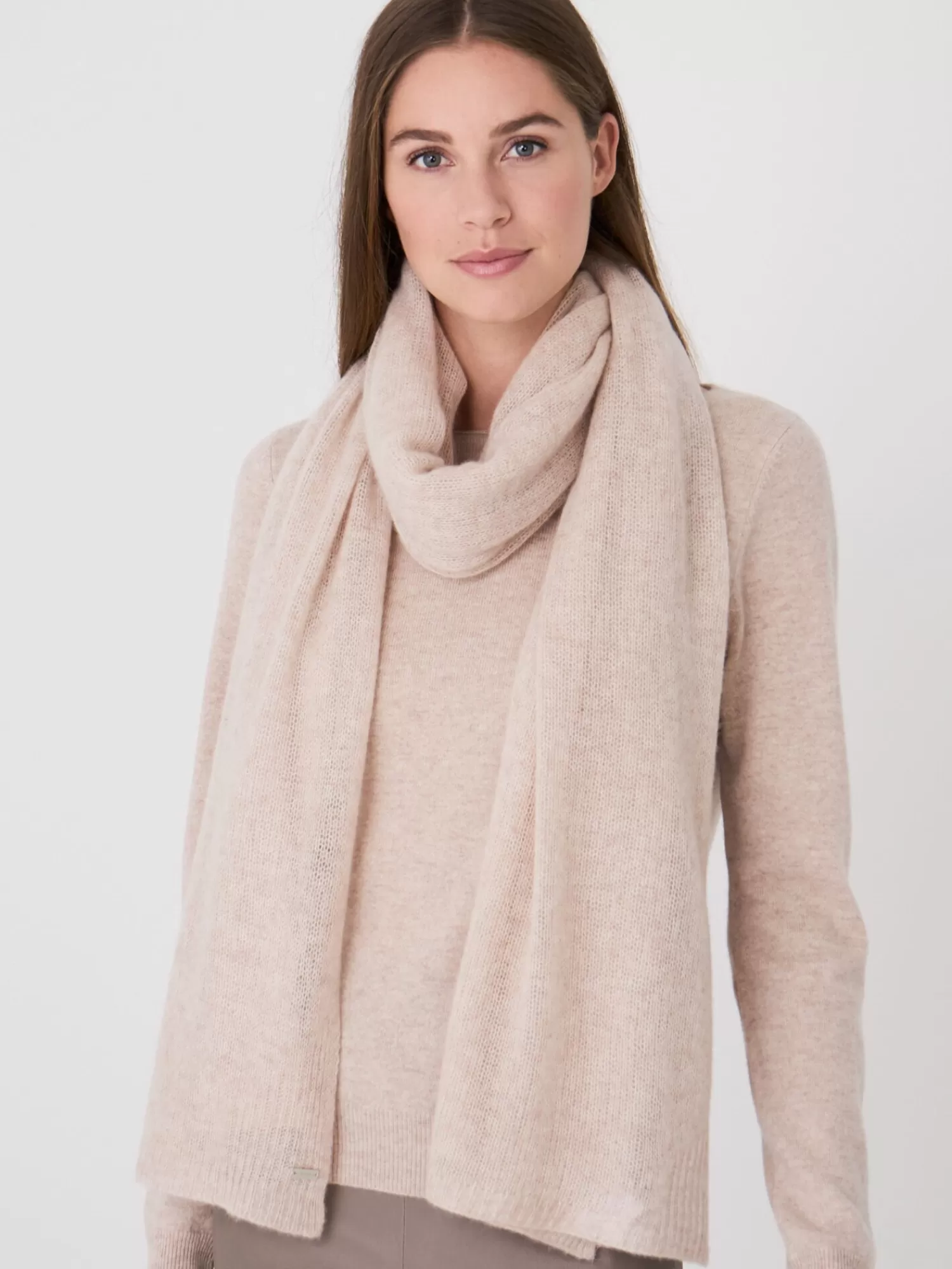 REPEAT cashmere Organisches Kaschmir>Groser Locker Gestrickter Schal Aus Bio-Kaschmir Beige