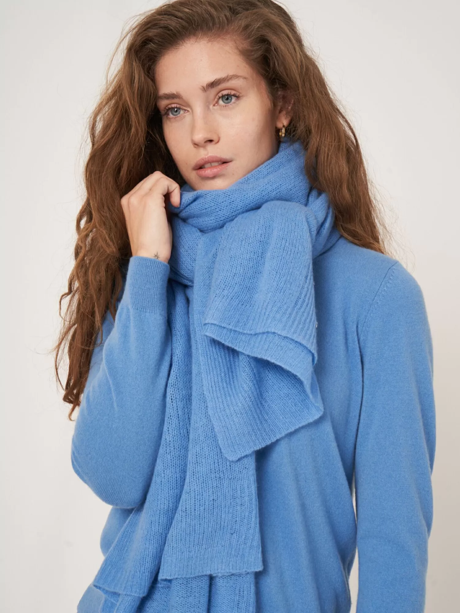 REPEAT cashmere Schals>Groser Locker Gestrickter Schal Aus Bio-Kaschmir Sky