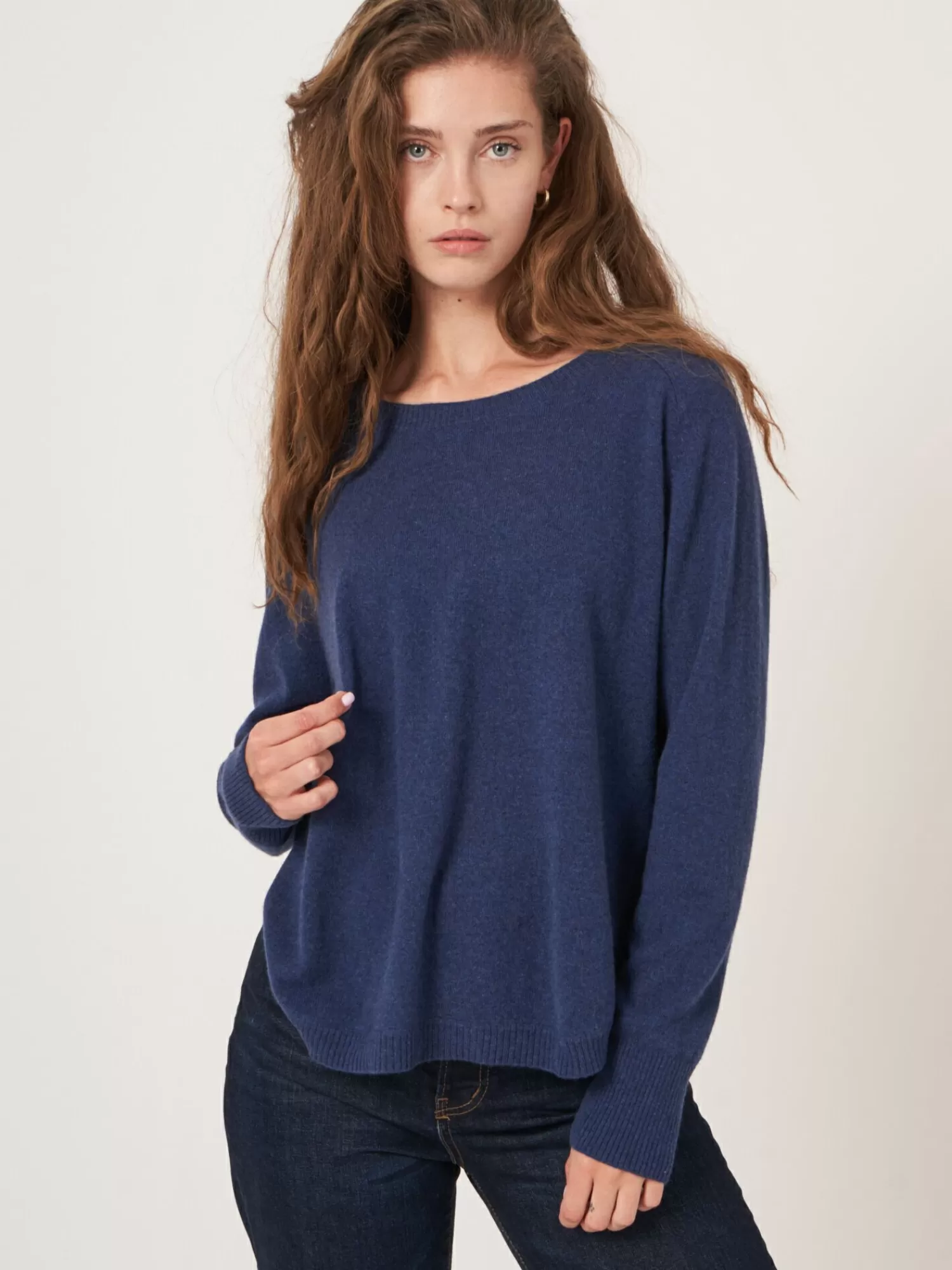 REPEAT cashmere Pullover>Kaschmirpullover Mit Rundem Saum Und U-Boot-Ausschnitt Saphire