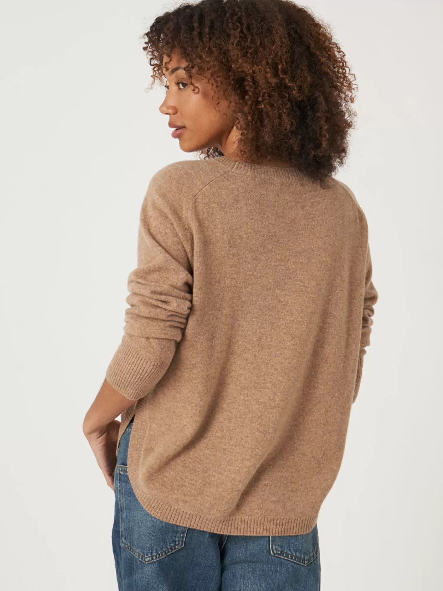 REPEAT cashmere Pullover>Kaschmirpullover Mit Rundem Saum Und U-Boot-Ausschnitt Camel