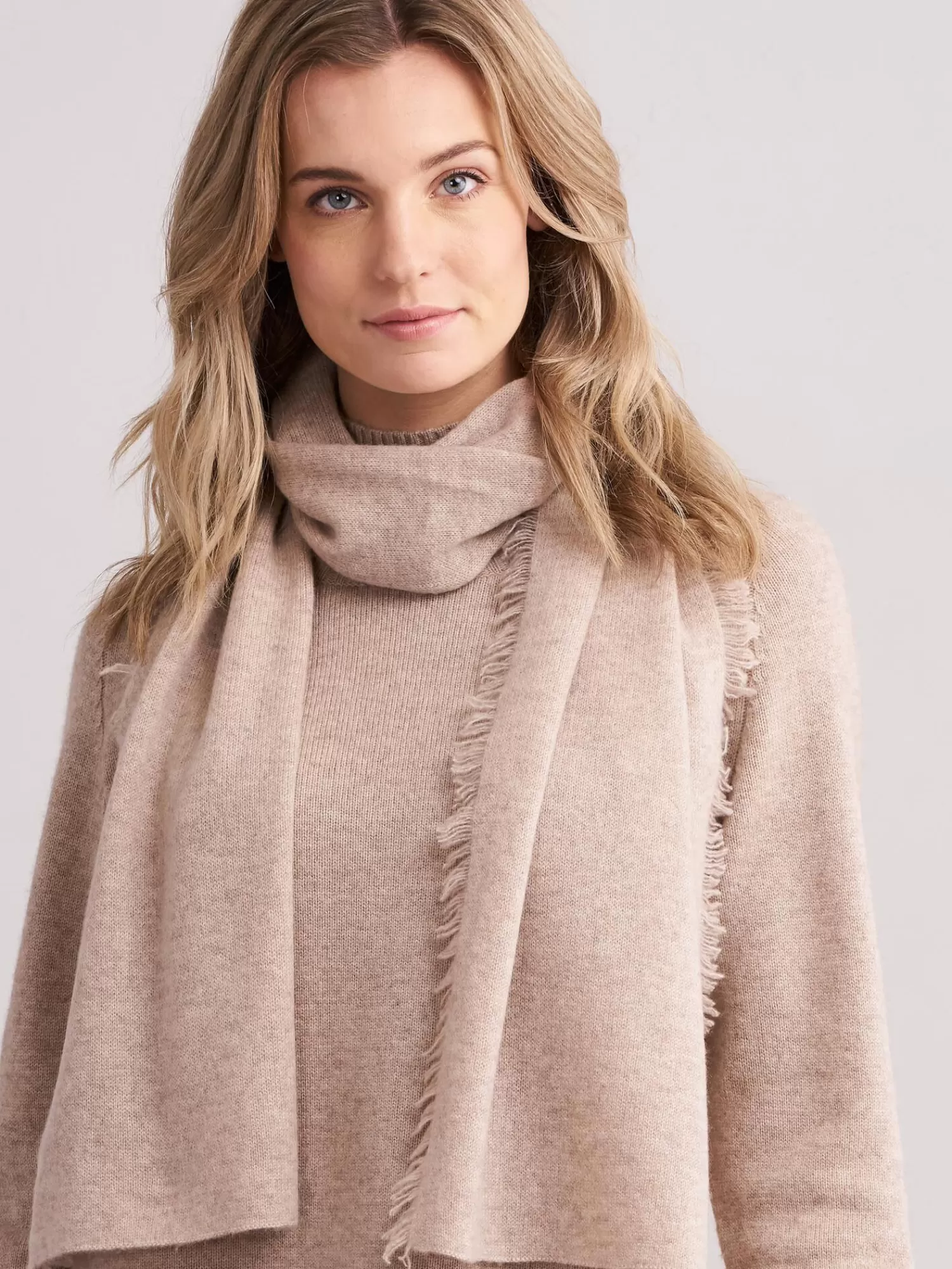 REPEAT cashmere Repeats Favoriten>Kaschmirschal Mit Fransen Sand