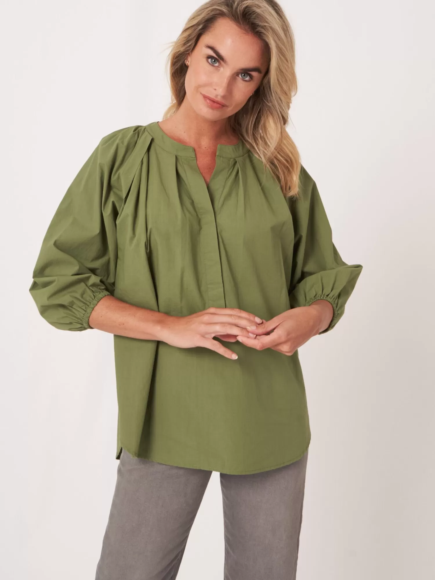 REPEAT cashmere Blusen>Locker Geschnittene Bluse Mit 3/4 Raglan-Puffarmeln Matcha