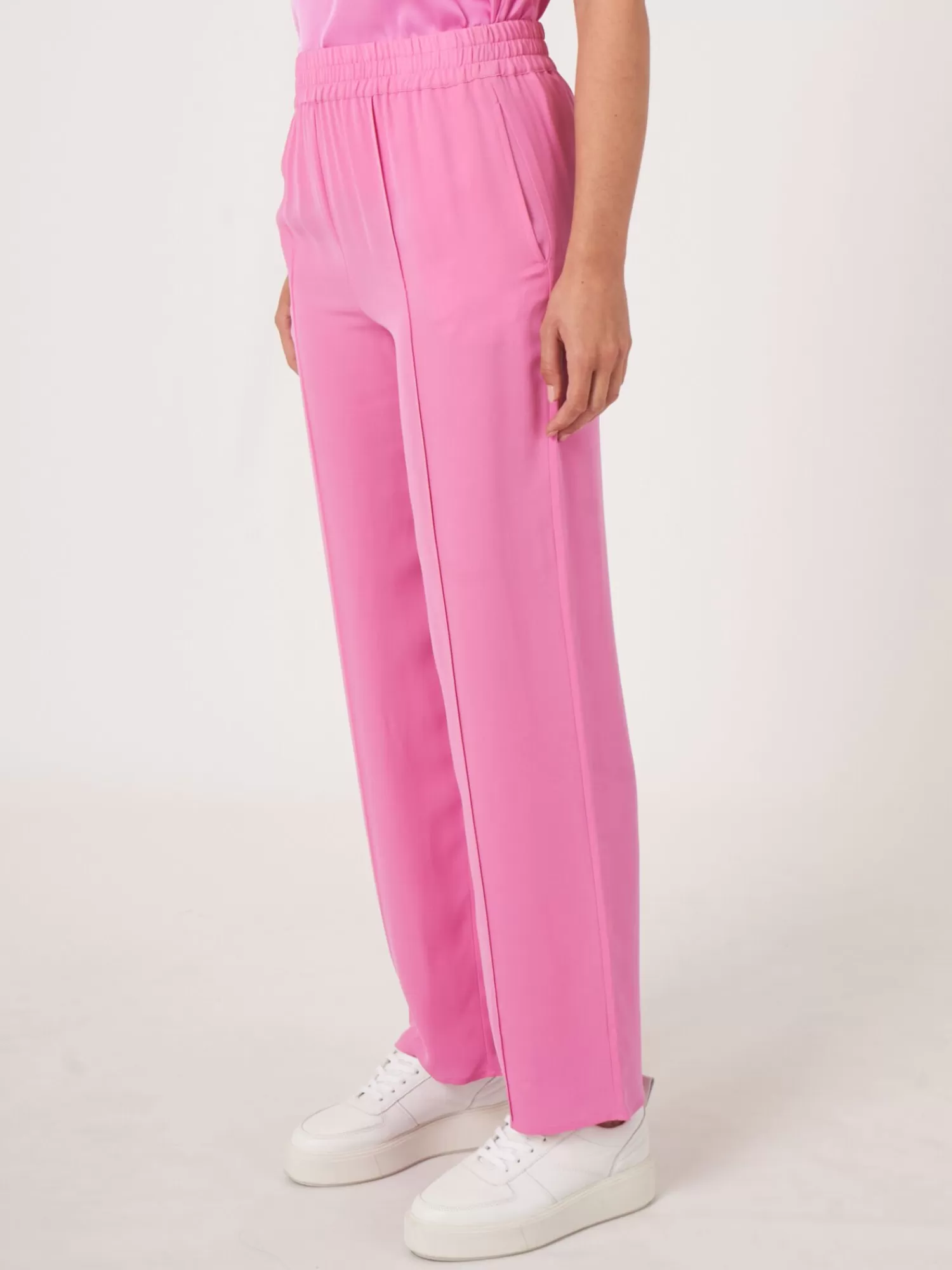 REPEAT cashmere Hosen>Locker Geschnittene Seidenhose Blossom