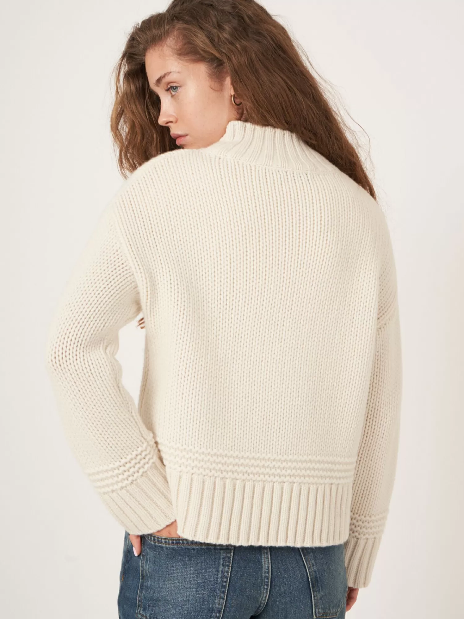 REPEAT cashmere Pullover>Pullover Mit Stehkragen Mit Geripptem Saum Und Strick-Details Cream