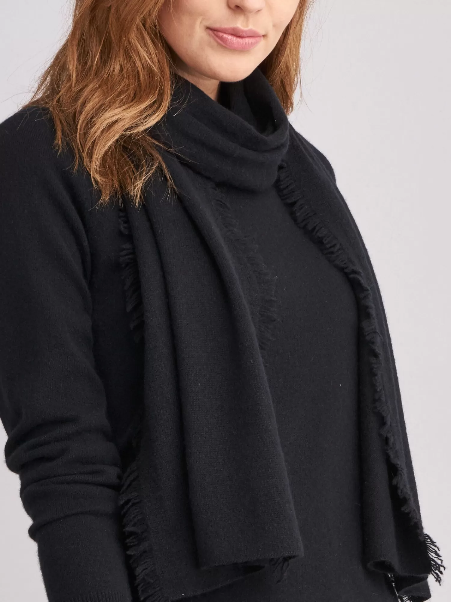 REPEAT cashmere Organisches Kaschmir>Schal Mit Fransen Aus Bio-Kaschmir Black