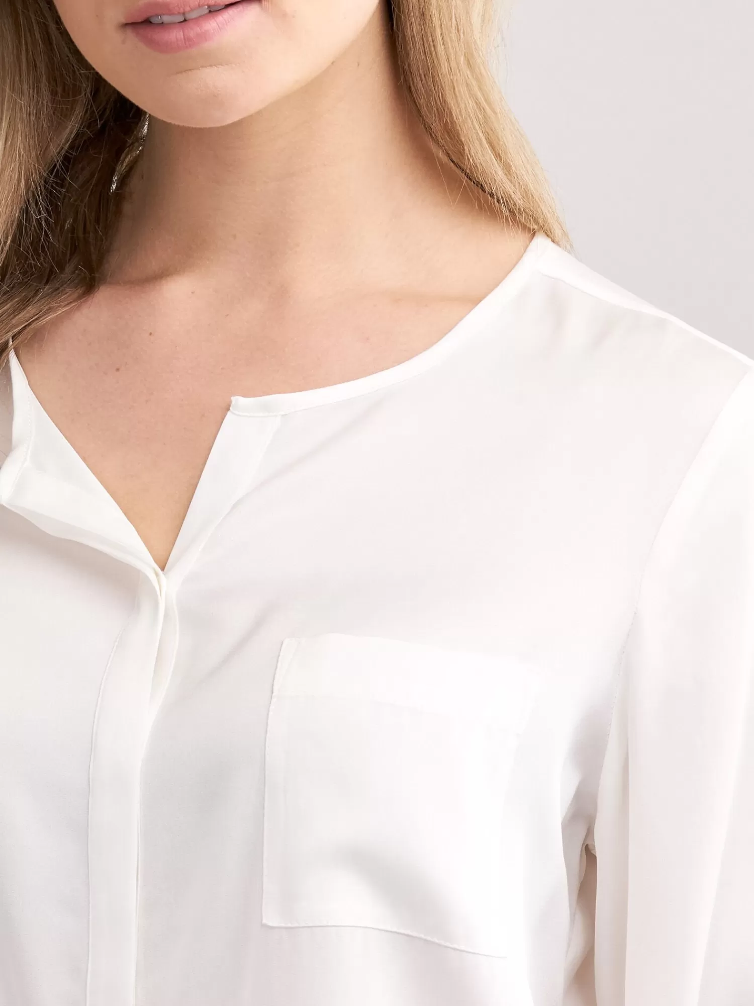 REPEAT cashmere Blusen>Seidenbluse Mit Geschlitztem Ausschnitt Cream