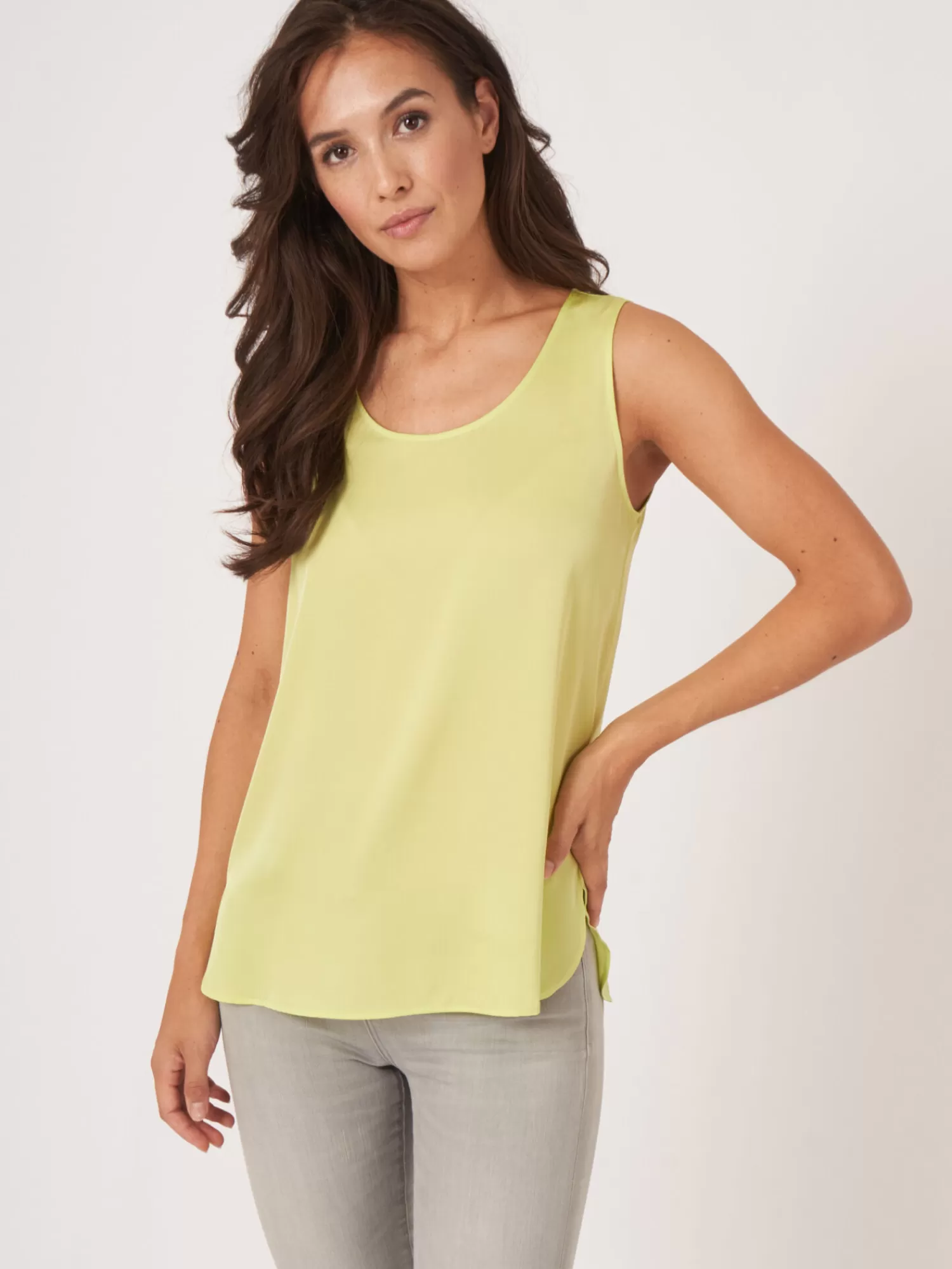 REPEAT cashmere Tops>Seidentop Mit Rundhalsausschnitt Soda