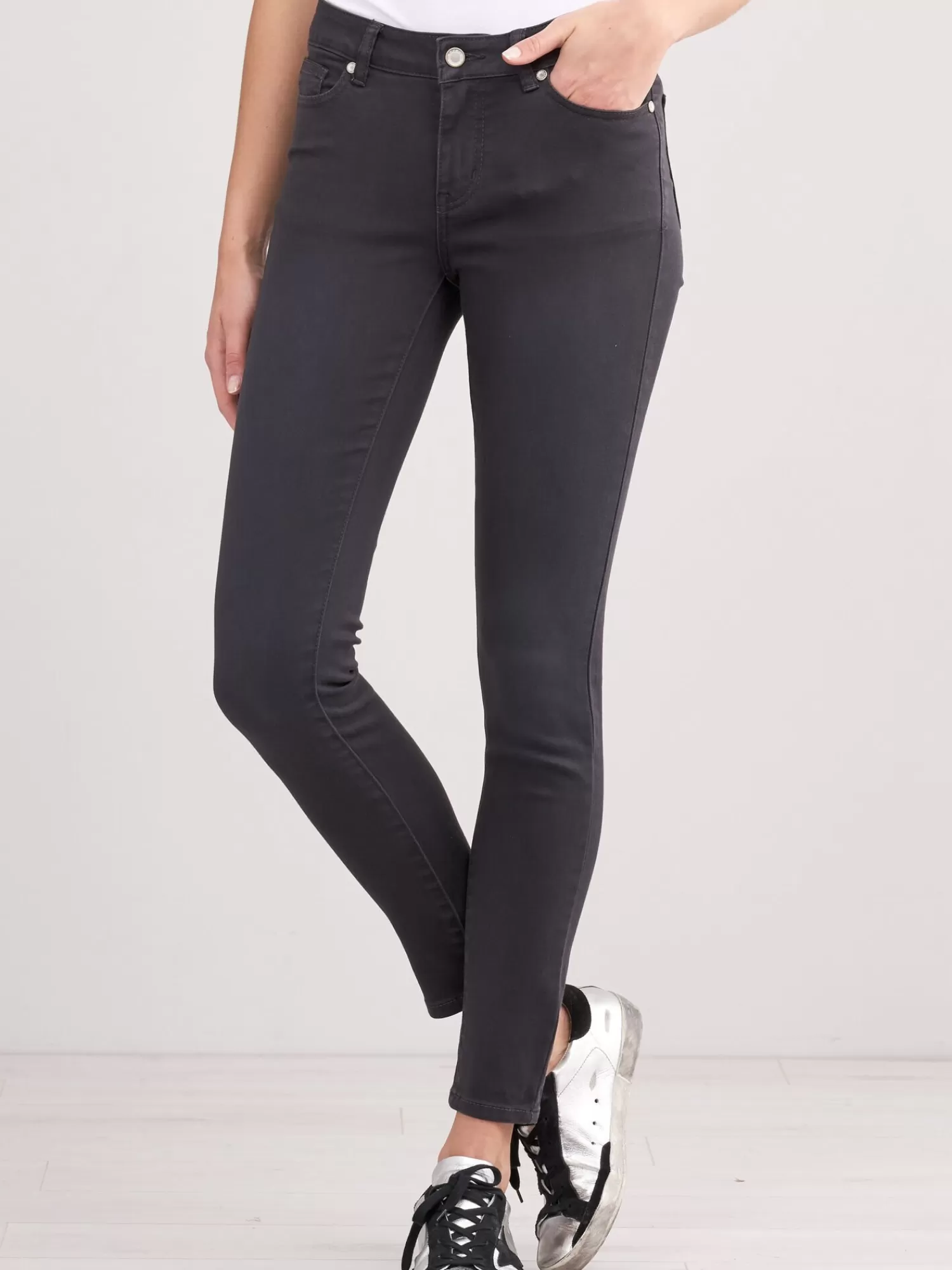 REPEAT cashmere Hosen>Straight-Cut Jeans Dark Grey