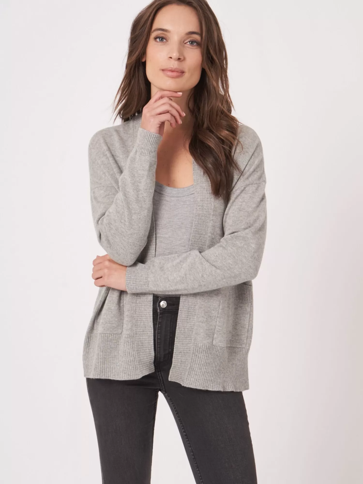 REPEAT cashmere Organisches Kaschmir>Strickjacke Aus Kaschmir-Seidenmischung Mit Offener Vorderseite Und Taschen Silver Grey