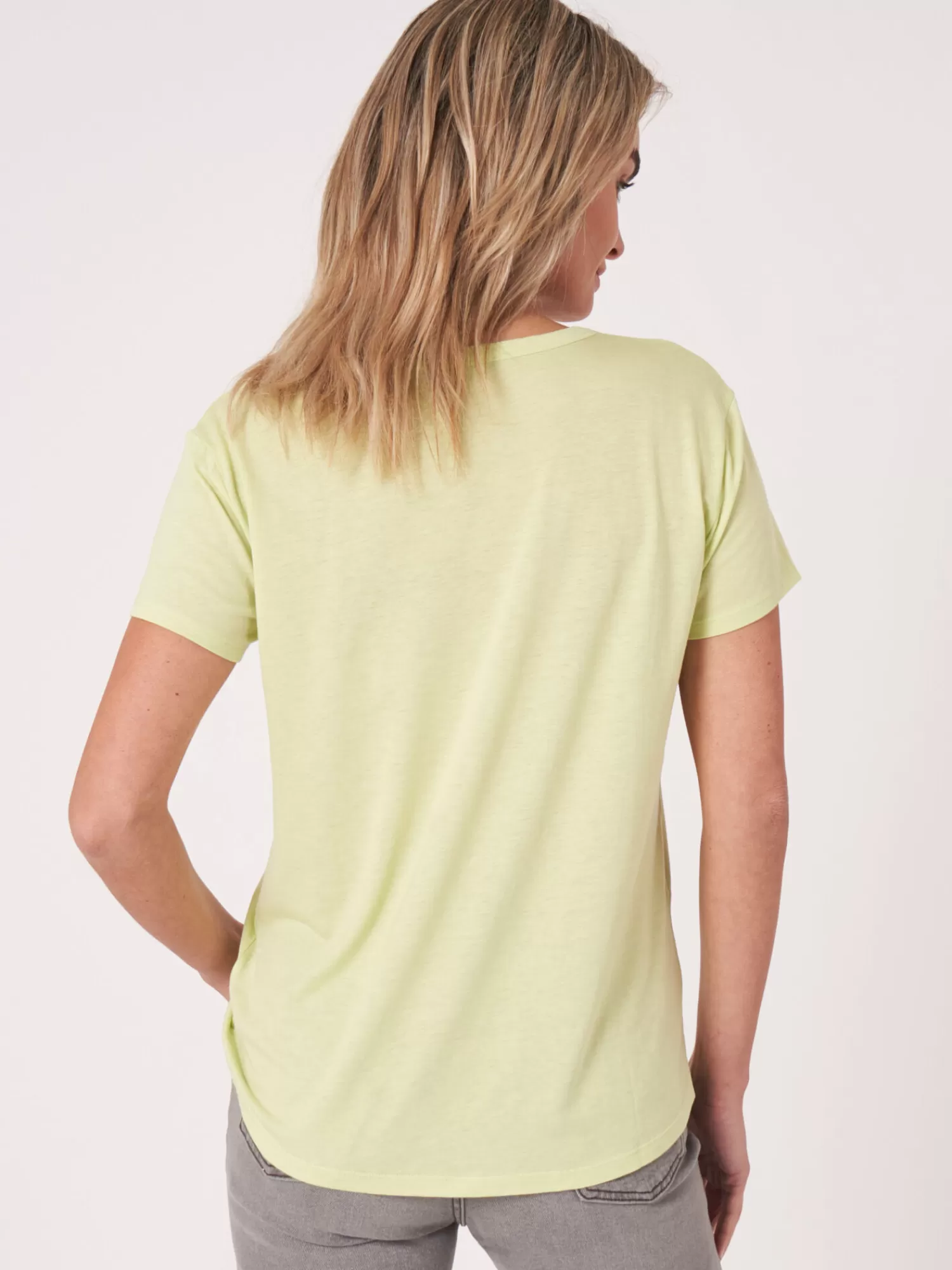 REPEAT cashmere Tops>T-Shirt Mit V-Ausschnitt Und Brusttasche Soda