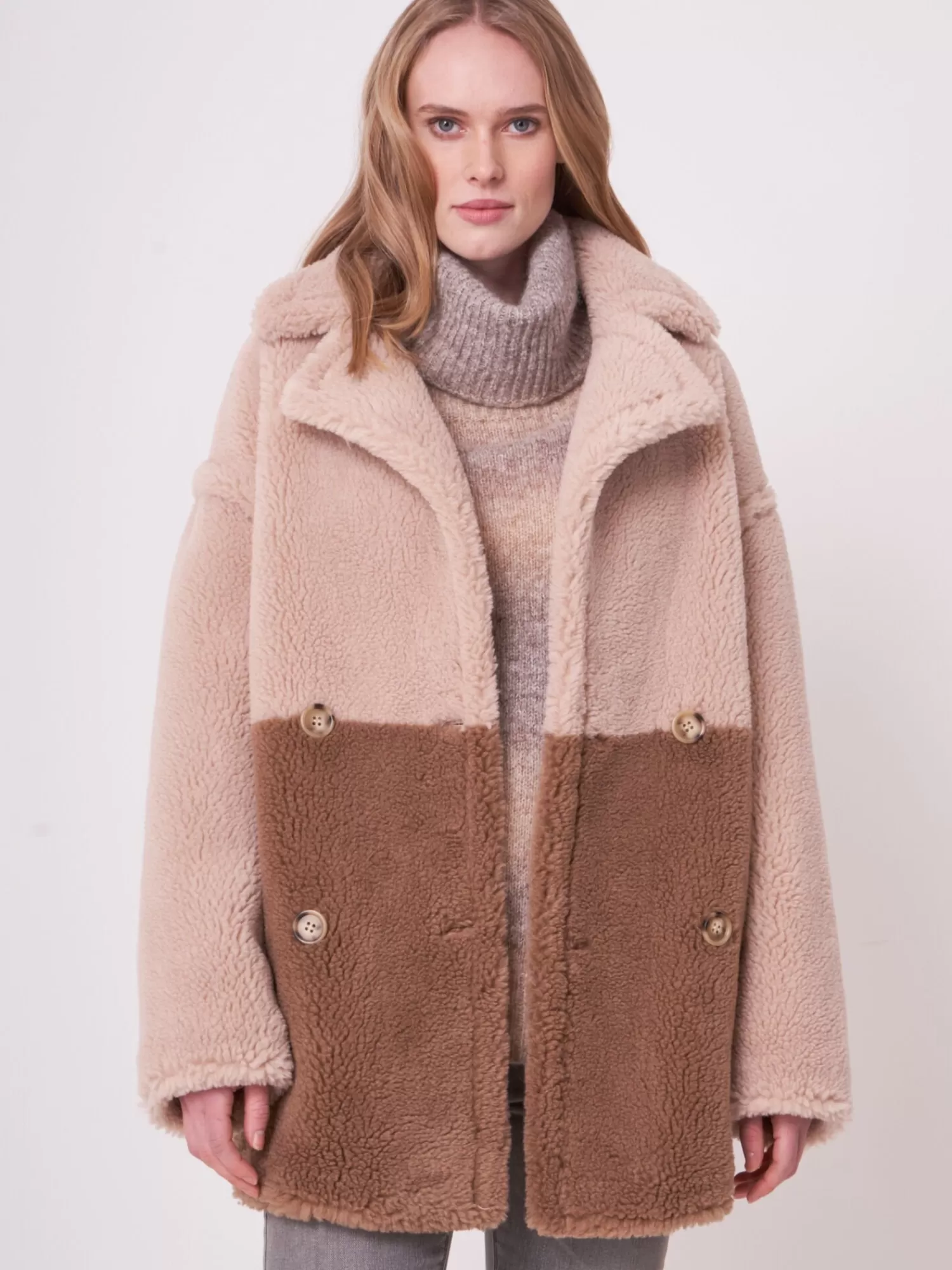 REPEAT cashmere Leder>Zweifarbiger Wendbarer Faux Shearling Mäntel Blush/Camel